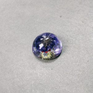 Eau Claire Resin Feature Flower Paperweight